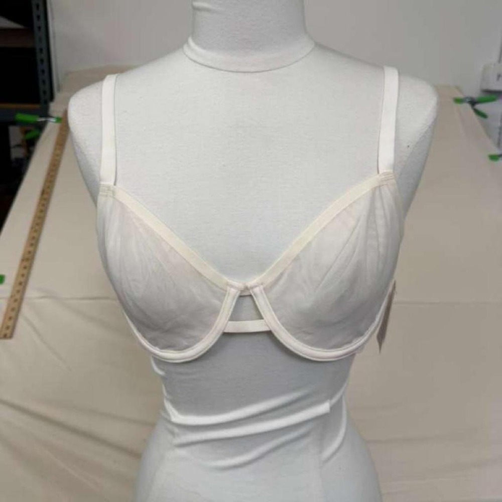 White Underwire Bra – Size 34C